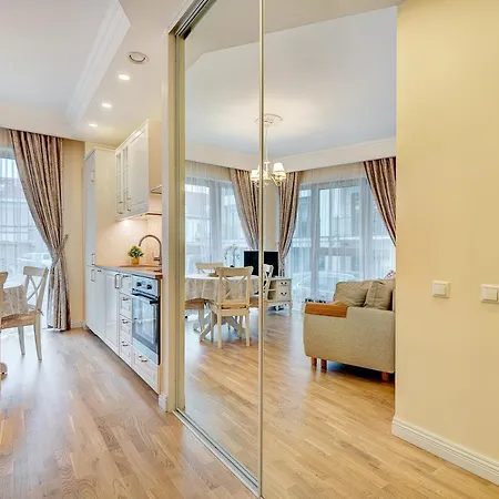 Happy Classical Style, Self Check-in, Parking In The Underground Garage Apartment Wilna