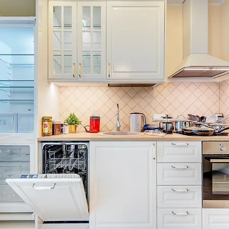 Happy Classical Style, Self Check-in, Parking In The Underground Garage Butas *