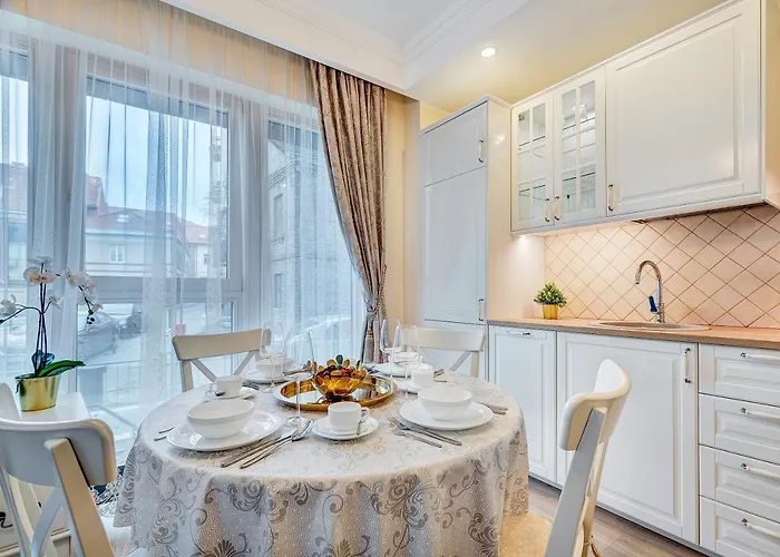 Happy Classical Style, Self Check-in, Parking In The Underground Garage Βίλνιους