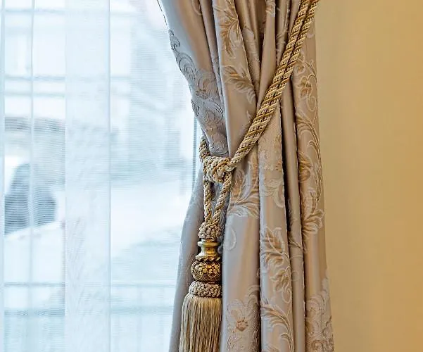 Happy Classical Style, Self Check-in, Parking In The Underground Garage Apartman *