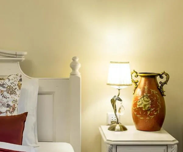 Happy Classical Style, Self Check-in, Parking In The Underground Garage Βίλνιους