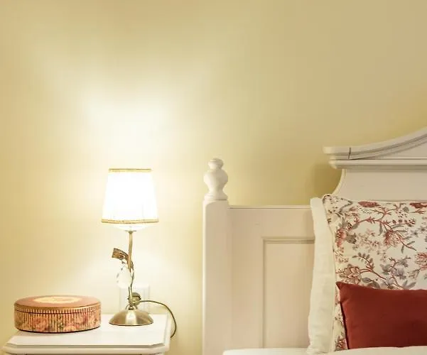 Happy Classical Style, Self Check-in, Parking In The Underground Garage