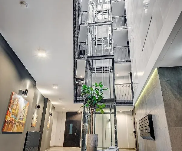 Happy Classical Style, Self Check-in, Parking In The Underground Garage Βίλνιους