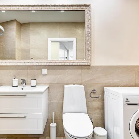 Lägenhet Happy Classical Style, Self Check-in, Parking In The Underground Garage *