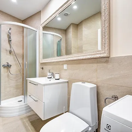 Happy Classical Style, Self Check-in, Parking In The Underground Garage Vilnius