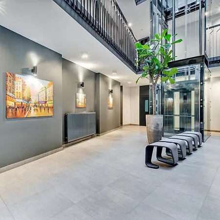 Lägenhet Happy Classical Style, Self Check-in, Parking In The Underground Garage *