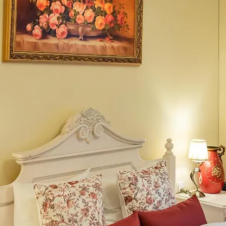 Happy Classical Style, Self Check-in, Parking In The Underground Garage * Vilnius