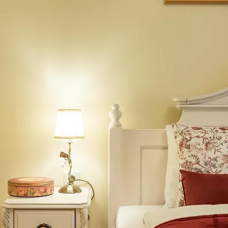 Happy Classical Style, Self Check-in, Parking In The Underground Garage